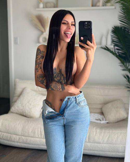 Breezy Foxx