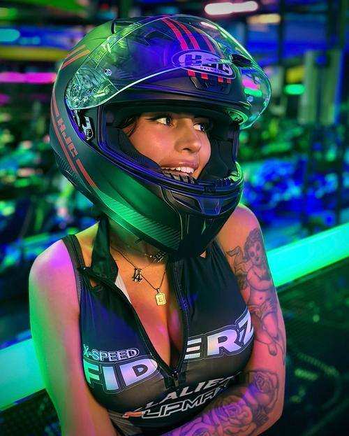 Breezy Foxx